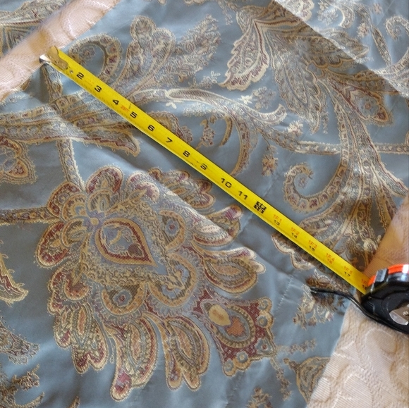 BEAUTIFUL Valances - Picture 6 of 14